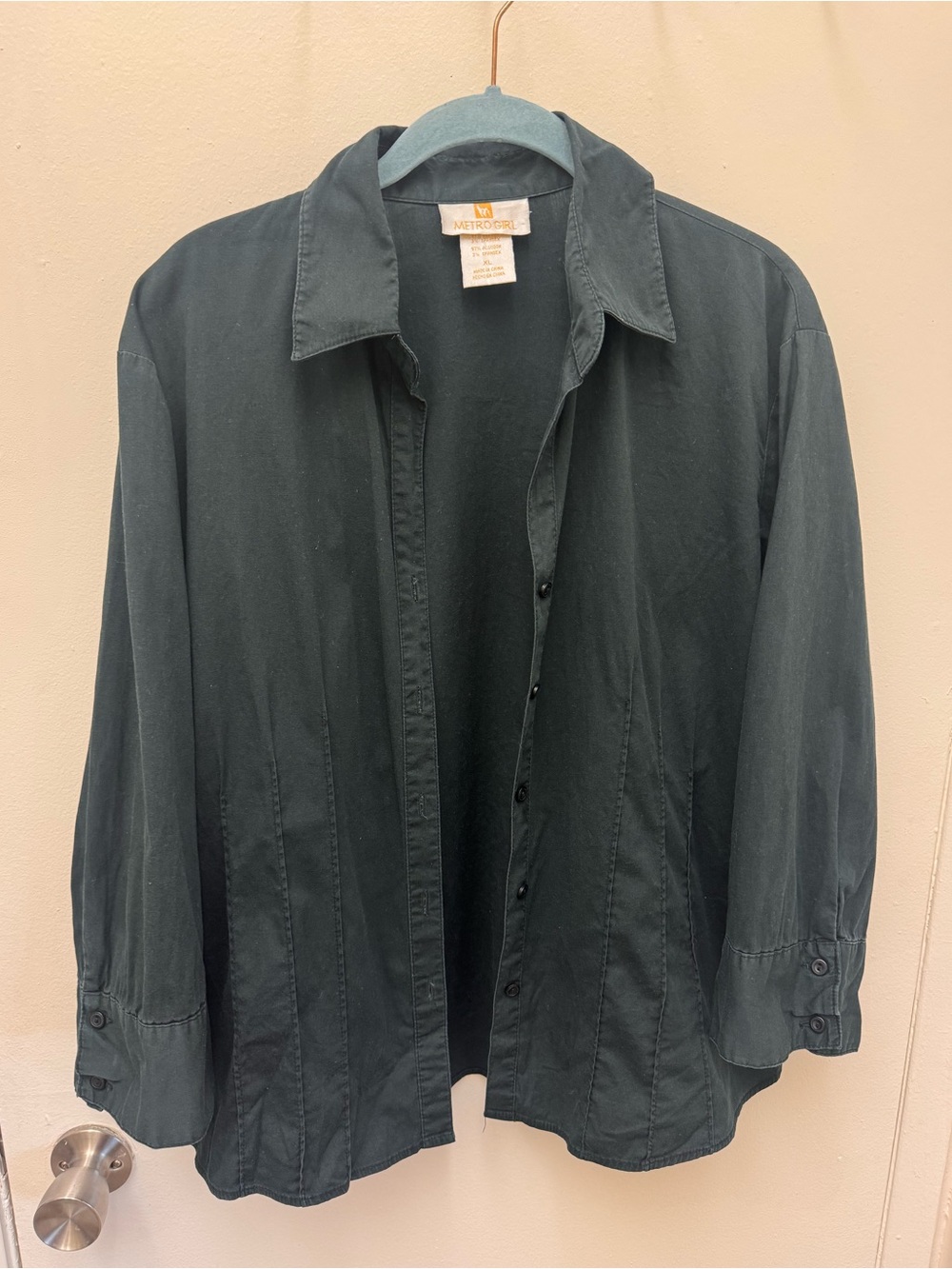 Metro girl black button up